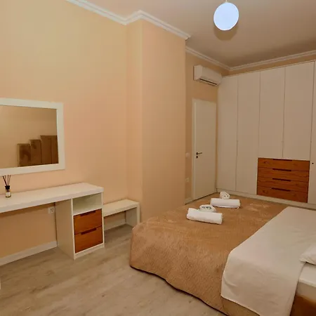 Luxury Square 21 Apartment Tirana