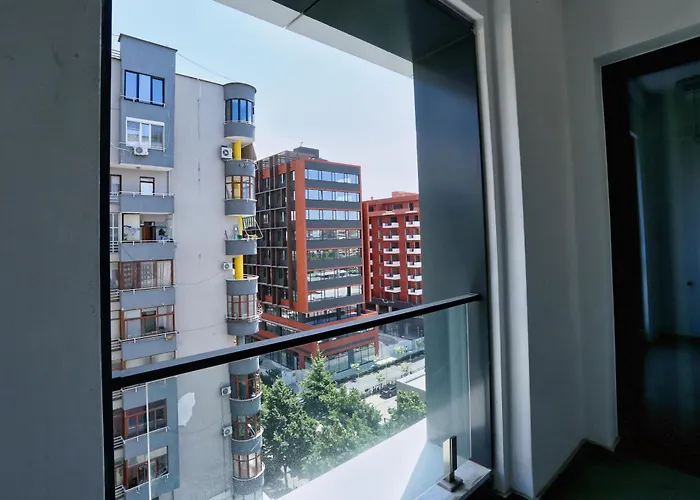 Luxury Square 21 Tirana