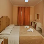 Luxury Square 21 דירה *