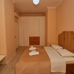 Luxury Square 21 דירה טיראנה