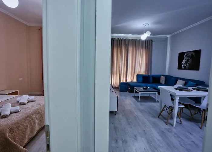 Luxury Square 21 * Tirana