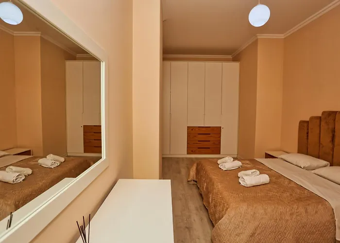 Luxury Square 21 Tirana